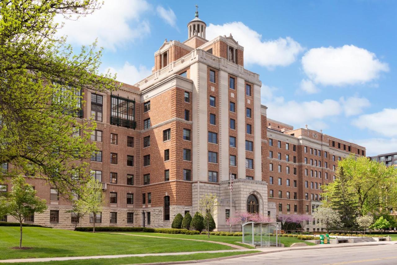 Even Hotels Rochester - Mayo Clinic Area By Ihg Exteriör bild